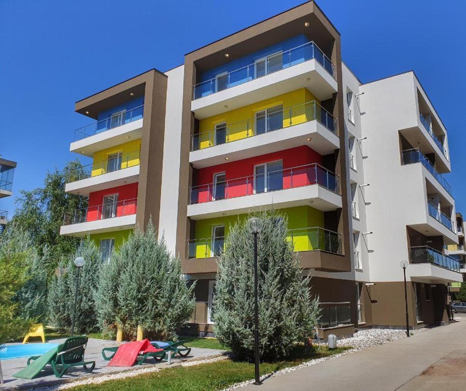 Ferienwohnung Beside Airport Otopeni Exterior foto